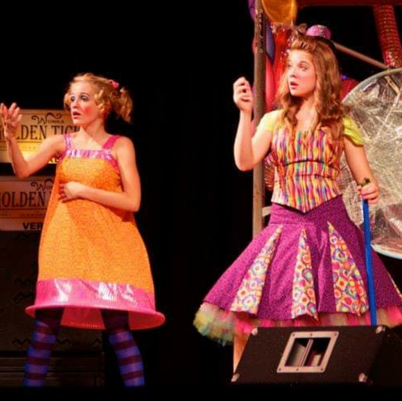 Meet your Posher, Elizabeth - Picture 9 of 10